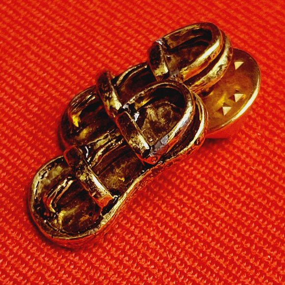 Vintage Brooch Pin Gold Tone Pair of Slippers - Picture 9 of 10